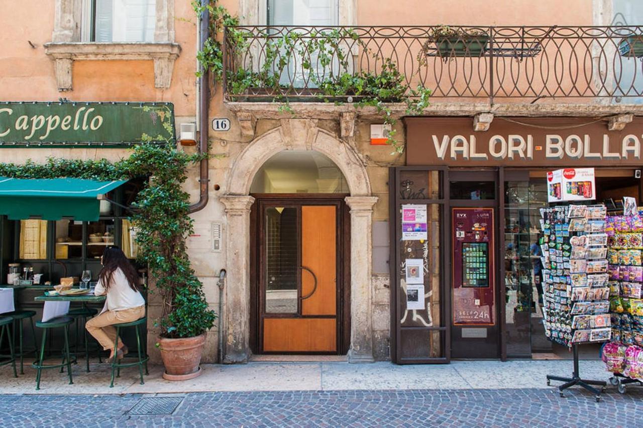 Residenza Cardo Massimo Hotel Verona Eksteriør billede